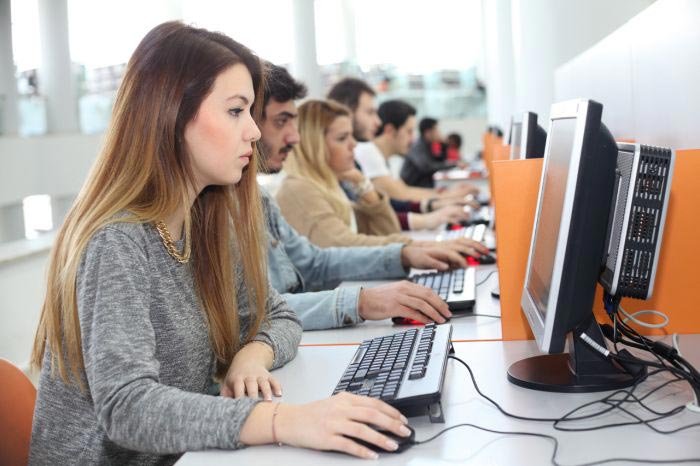 Top IT & Computer Courses for Professionals in 2025