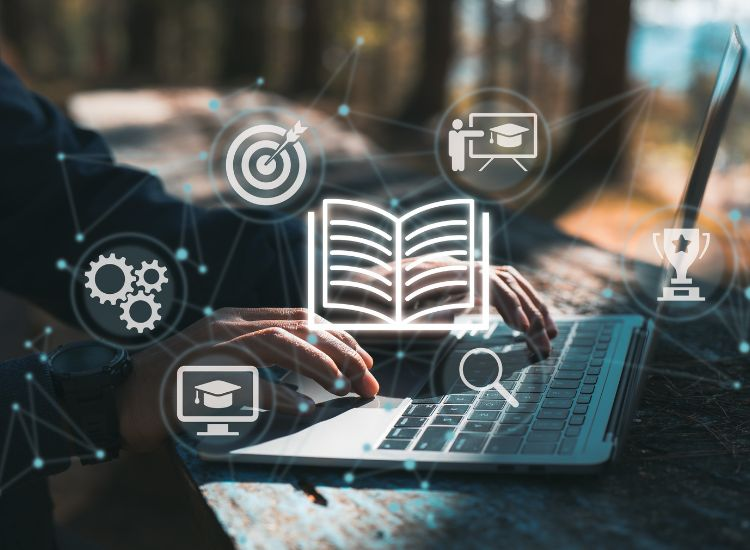 Online MCA with Real Projects and Exciting Hackathons