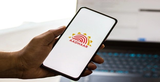 Top 5 Mobile Loan Apps in India: Quick Cash Using Aadhaar