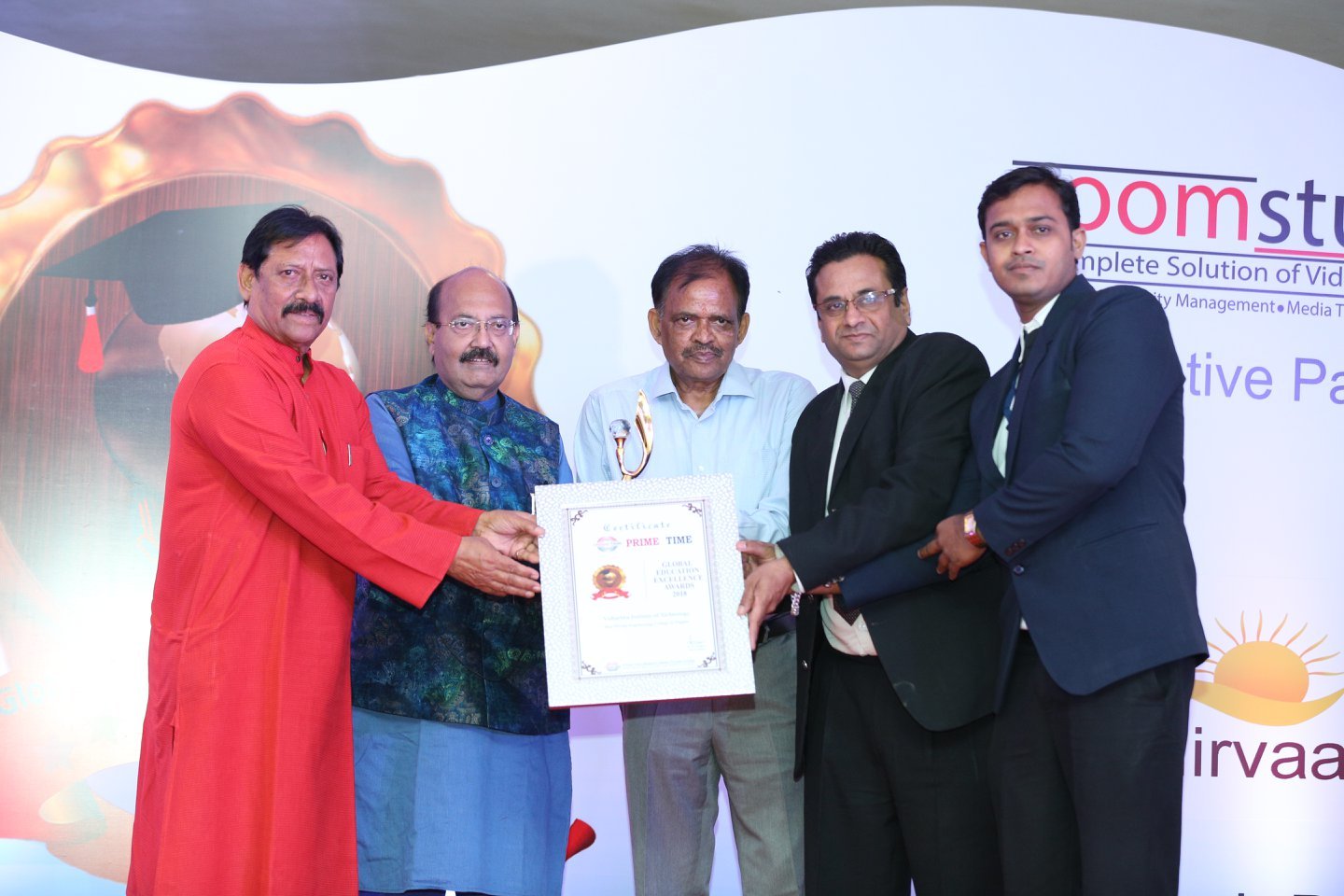 2013 REIT Annual Awards for Excellence Winners community service award